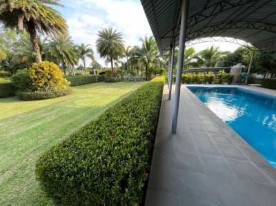 Pool villa, guest house, garage, carport and 3 rai land.