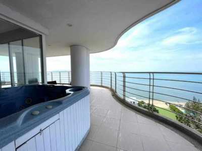 La Royal Beach For  Rent  3 Beds Sea View