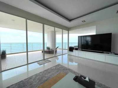 La Royal Beach For  Rent  3 Beds Sea View