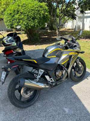 HONDA CBR 300