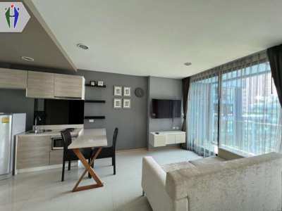 Jomtien Condo for rent 100 meter from beach 