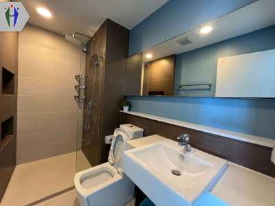 Jomtien Condo for rent 100 meter from beach 