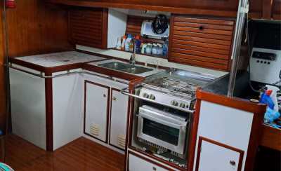 FOR SALE: Jeanneau Sun Magic 44 (1990) 90 000 USD (negotiable)