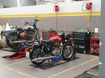 Royal Enfield 500 classic 