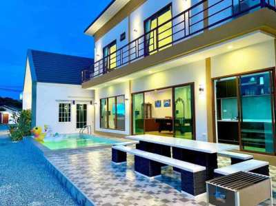 H453 Pool Villa For Sale in Huay Yai 3 houses