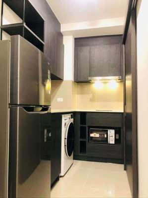 XT Huaikhwang Luxury Condo 1 Bedroom Unit for Rent