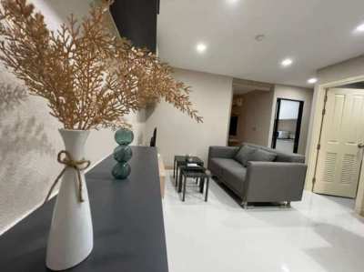 The Ace Ekkamai Condo Spacious 1 Bedroom Unit for Rent