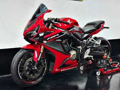 HONDA CBR650R 2021 RED