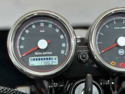 ROYAL ENFIELD - INTERCEPTOR 650 2019 “ Used Only 17xx KM “