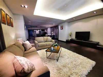 C737 Ultimate beachfront La Royale Beach, Jomtien Pattaya. 3 Bedrooms