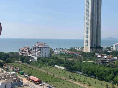 Studio with nice sea view in Pattaya Condotel Chain condo, Jomtien