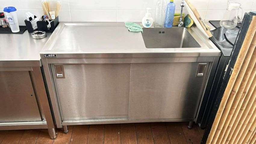 SS sink with cabinet