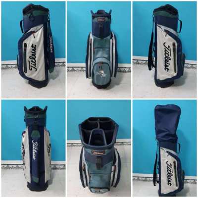 Complete set of golf clubs with bag