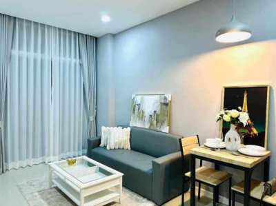 C744 CC Condominium 1 Condo For Rent -Newly Renovated