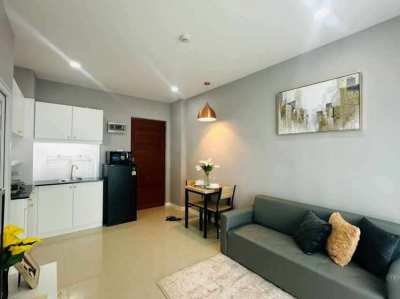 C744 CC Condominium 1 Condo For Rent -Newly Renovated