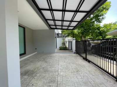 PP287 ขายบ้าน 3 ชั้น Super Luxury Villa โครงการ บ้านกลางเมือง คลาสเซ่ 