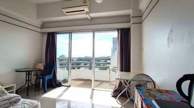 Only 845,000 THB for this 12th floor beach condo in Rayong Condochain