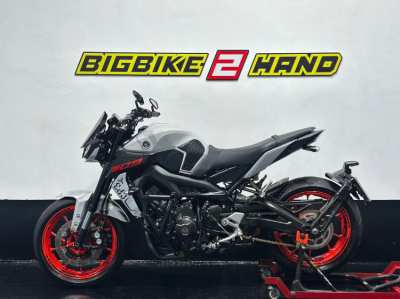 Yamaha MT09 2019 Gray Orange