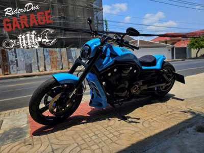 CUSTOM Harley Davidson Lamborghini Blue Custom Build Vrod Muscle 2012