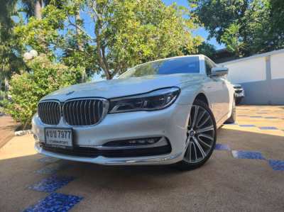 2017 BMW 740 LE