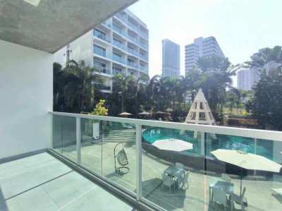 C748 Newly Renovated Pool View Club Royal Pattaya Condo For Sale 