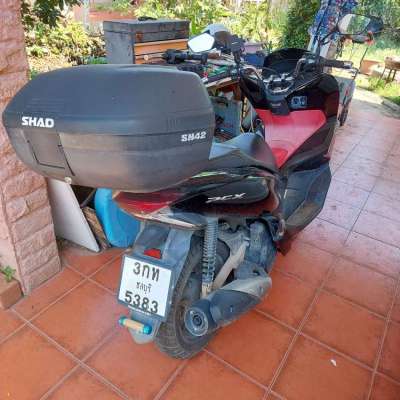 Selling motorbike Honda PCX