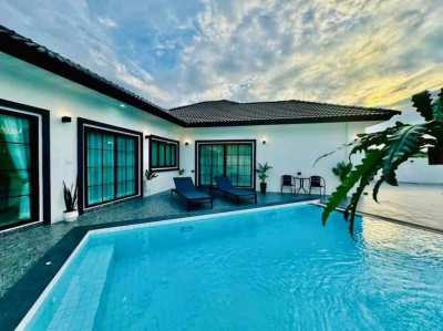 H460 Pool Villa For Sale Near Krathing Lai Beach 