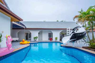 H398 Pool Villa For Rent 4 Bedrooms Soi Nongk Abok