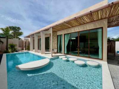 H462 Modern Pool Villa Jomtien For Rent 5 BR