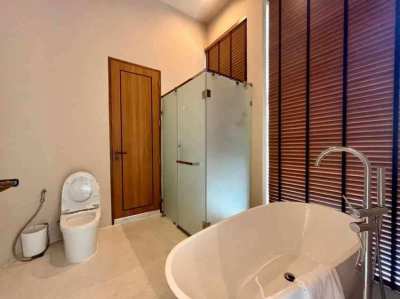 H462 Modern Pool Villa Jomtien For Rent 5 BR