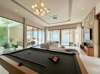 H462 Modern Pool Villa Jomtien For Sale 9 Beds