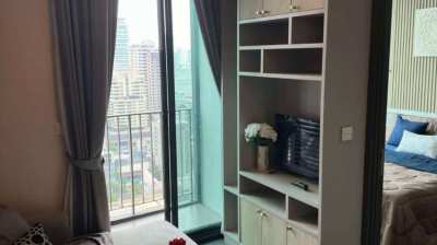 Edge Sukhumvit 23 Luxury Condo 1 Bedroom Unit for Rent