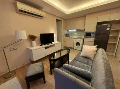 H Sukhumvit 43 Luxury Condo 1 Bedroom Unit for Rent/Sale