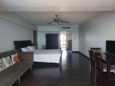 Metro Jomtien Condotel Seaview Studio Unit for Rent