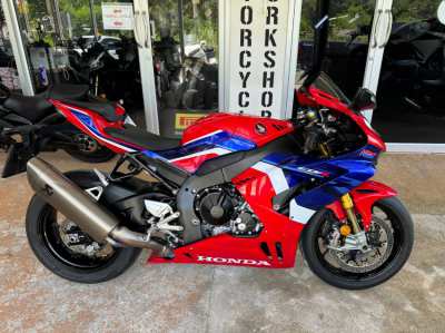 CBR1000RR-R SP