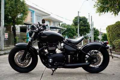 Triumph Bonneville Bobber Black 2020 only 1,1xx km. perfect condition 