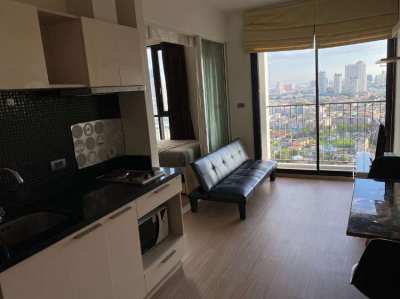 Fuse Sathon-Taksin Condo 1 Bedroom Unit for Rent