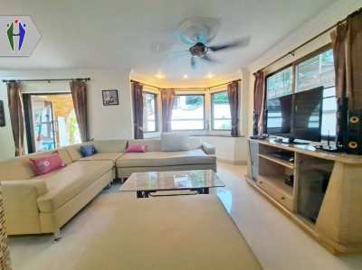 Pool Villa 5 Bedrooms for Rent , Good location at  Central Pattaya