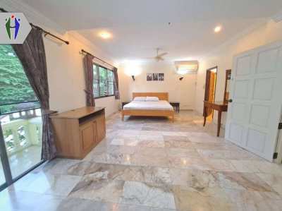 Pool Villa 5 Bedrooms for Rent , Good location at  Central Pattaya