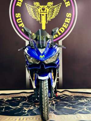 YAMAHA R3