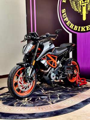 KTM DUKE 390