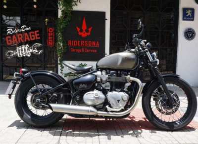 Beautiful Triumph Bonneville Bobber 1200 T120 Matte Ironstone 2018