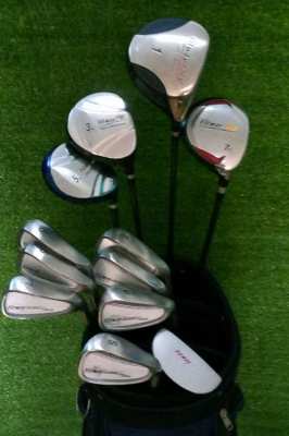 Fitway set of golf clubs in bag.