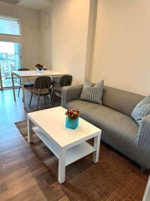 The Room Sukhumvit 62 Luxury Condo 1 Bedroom Unit for Rent