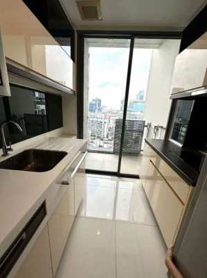 The Room Sukhumvit 62 Luxury Condo 1 Bedroom Unit for Rent