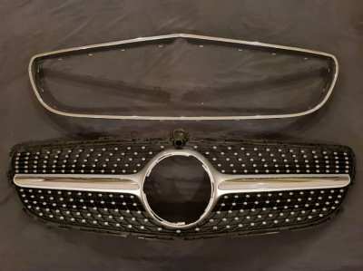 ORIGINAL BENZ GRILLE W218 CLS CLASS