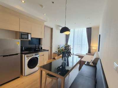 Park Origin Phrom Phong Luxury Condo 1 Bedroom Unit for Rent