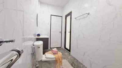 H473 Pool Villa For Rent/Sale Soi Porn Prapanimit