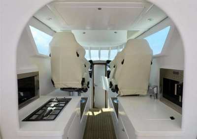 Azzum 12m Wave piercer Trimaran