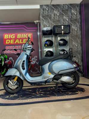 VESPA GTS 300 supertech HPE, New condition